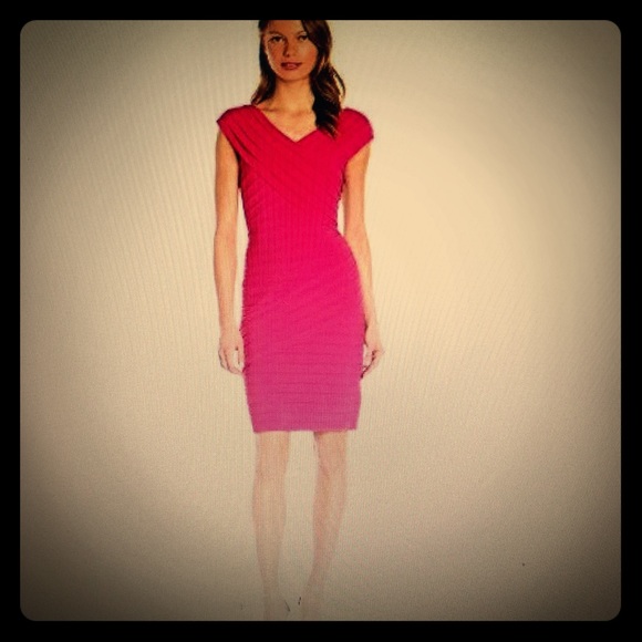 adrianna papell fuchsia dress